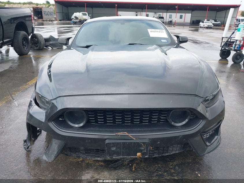FORD MUSTANG - zdjęcie 13