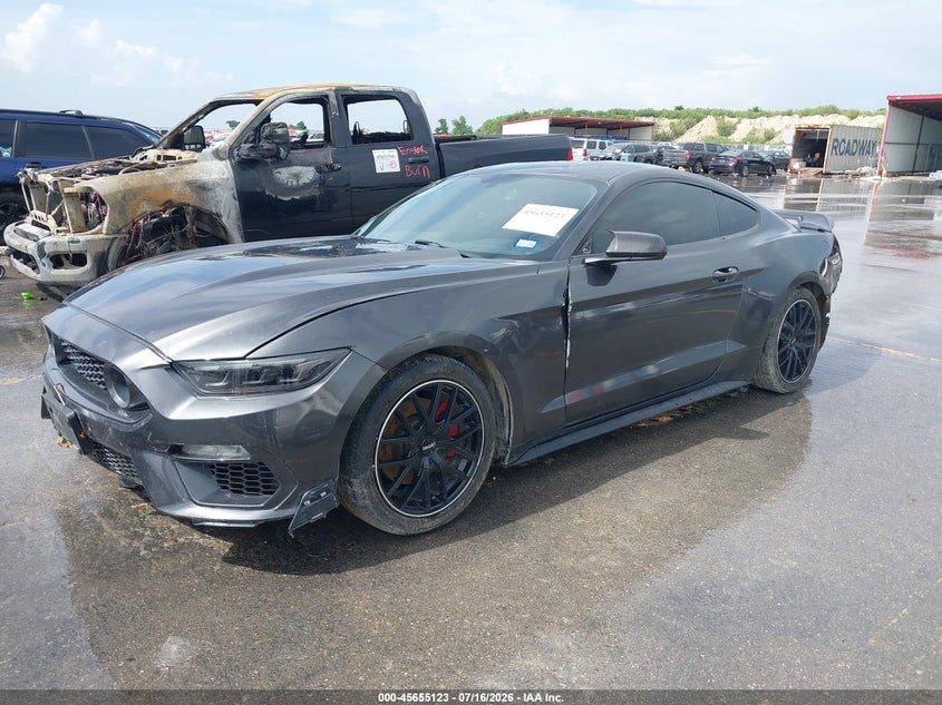 2017 FORD MUSTANG auction photo 2