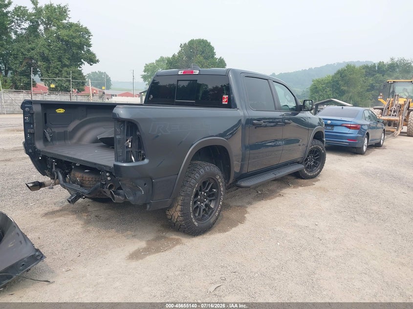 2025 RAM 1500 auction photo 4