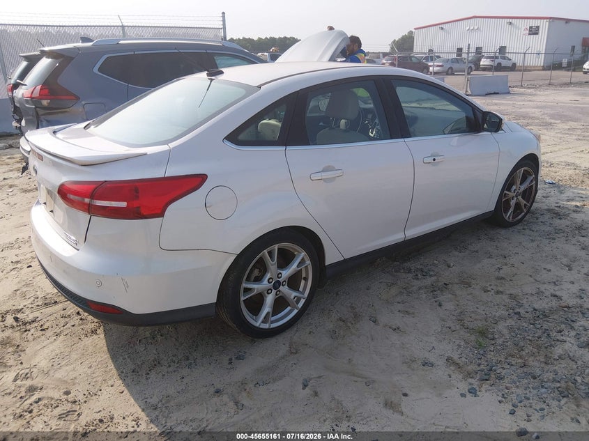 Vin: 1fadp3j24fl209334, lot: 46153716, ford focus titanium 20154