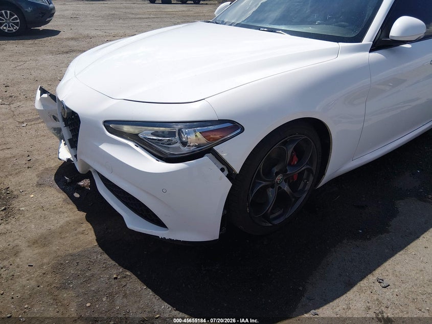 2018 ALFA ROMEO GIULIA auction photo 6