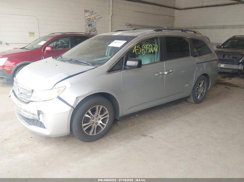 2011 HONDA ODYSSEY auction photo 2