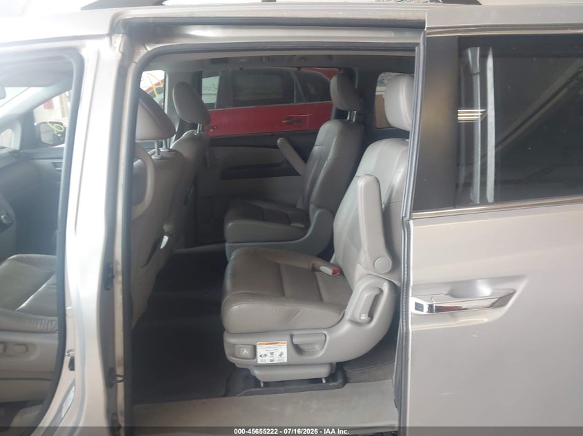 2011 HONDA ODYSSEY auction photo 8