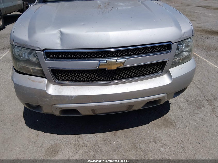 2007 Chevrolet Suburban Lt VIN: 1GNFC16037J215687 Lot: 45655417