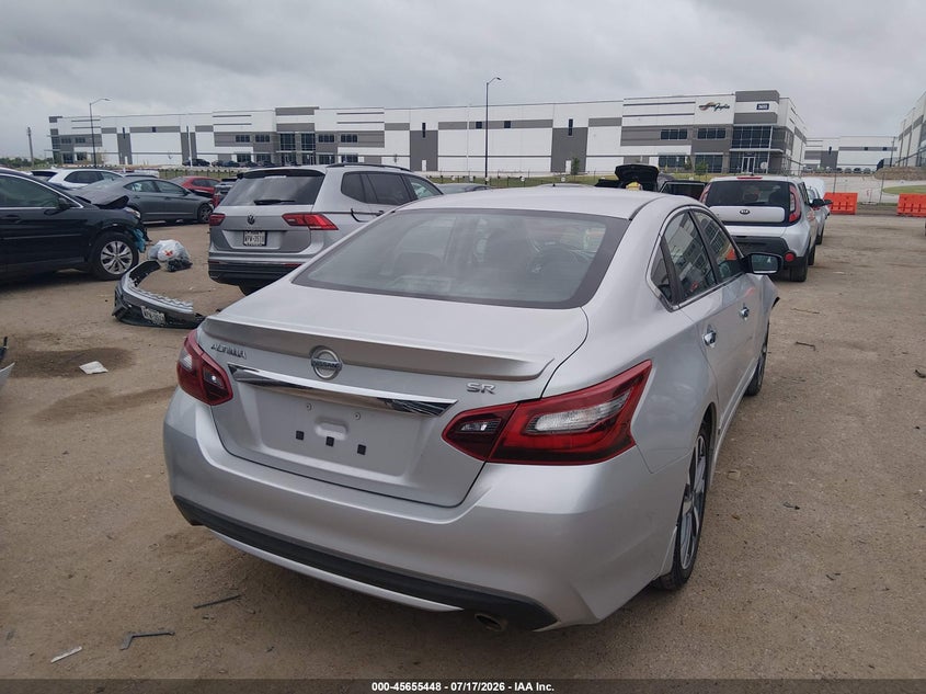 2017 NISSAN ALTIMA auction photo 4