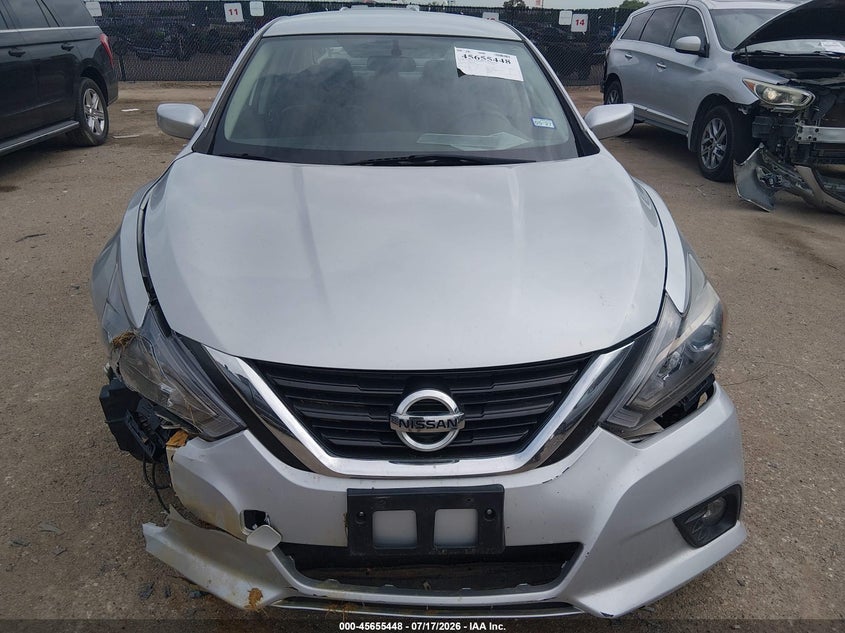 2017 NISSAN ALTIMA auction photo 6