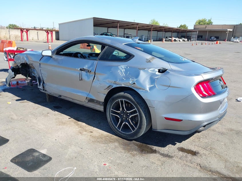 FORD MUSTANG - zdjęcie 3