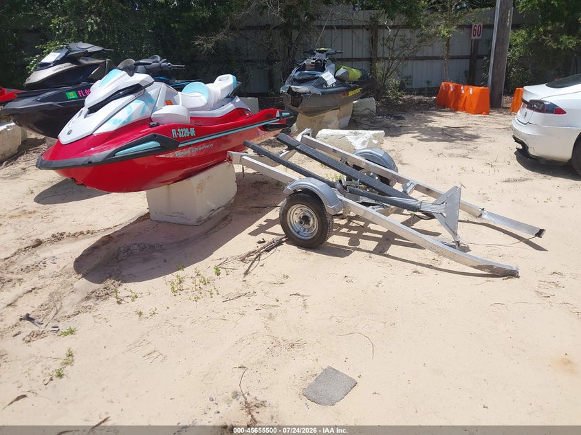 2025 YAMAHA WAVERUNNER auction photo 2