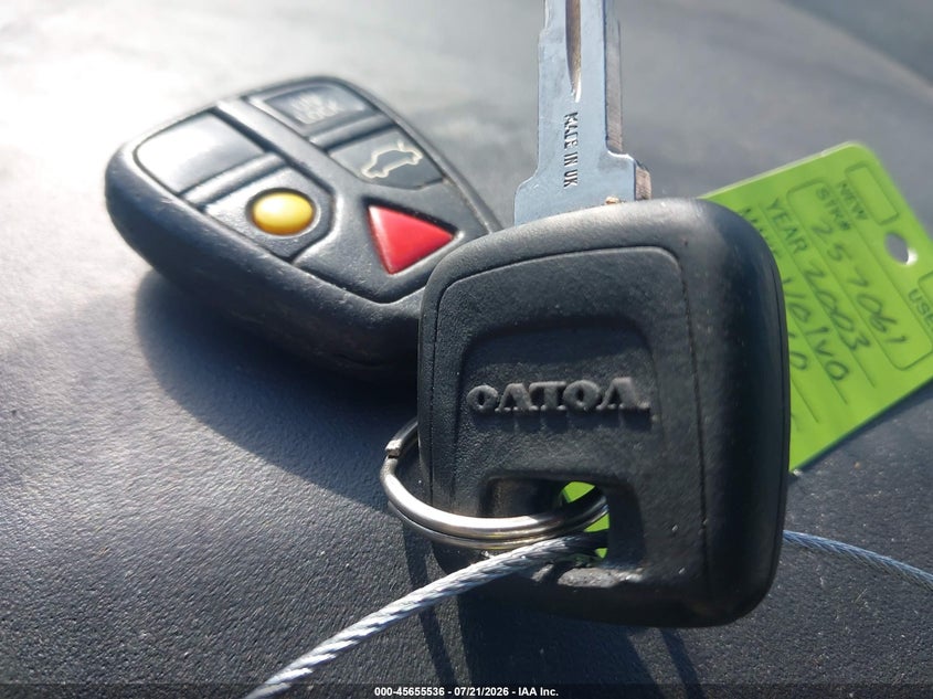 VOLVO S60 2003 VIN YV1RS61TX32261782