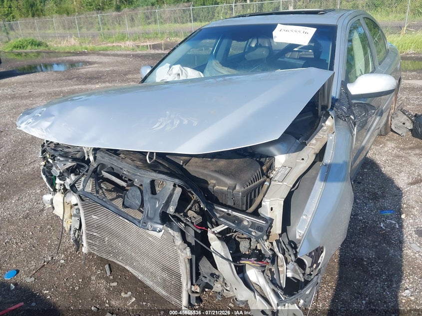 2003 VOLVO S60 auction photo 6