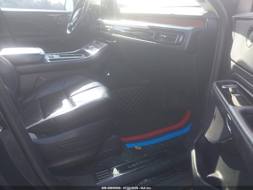 LINCOLN AVIATOR 2021 VIN 5LM5J7XC8MGL01682