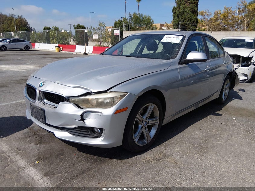 Vin: wba3b1g52fnt04860, lot: 46154157, bmw 320i 20152