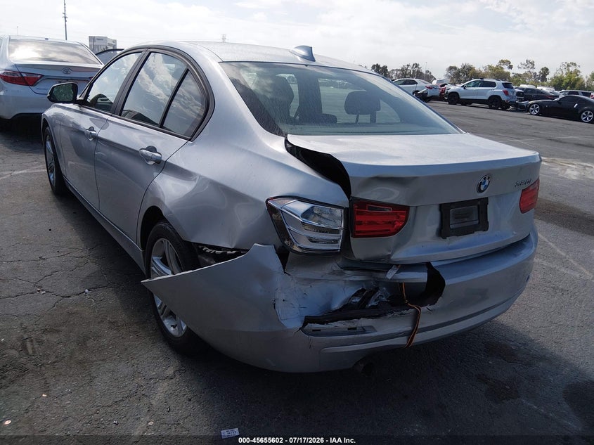 Vin: wba3b1g52fnt04860, lot: 46154157, bmw 320i 20153