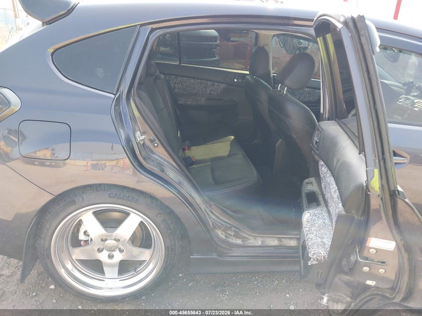 2013 SUBARU IMPREZA auction photo 8