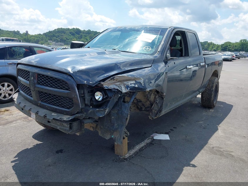 Vin: 1c6rr6gt6hs679103, lot: 46154199, ram 1500 slt  4x2 6'4 box 20172