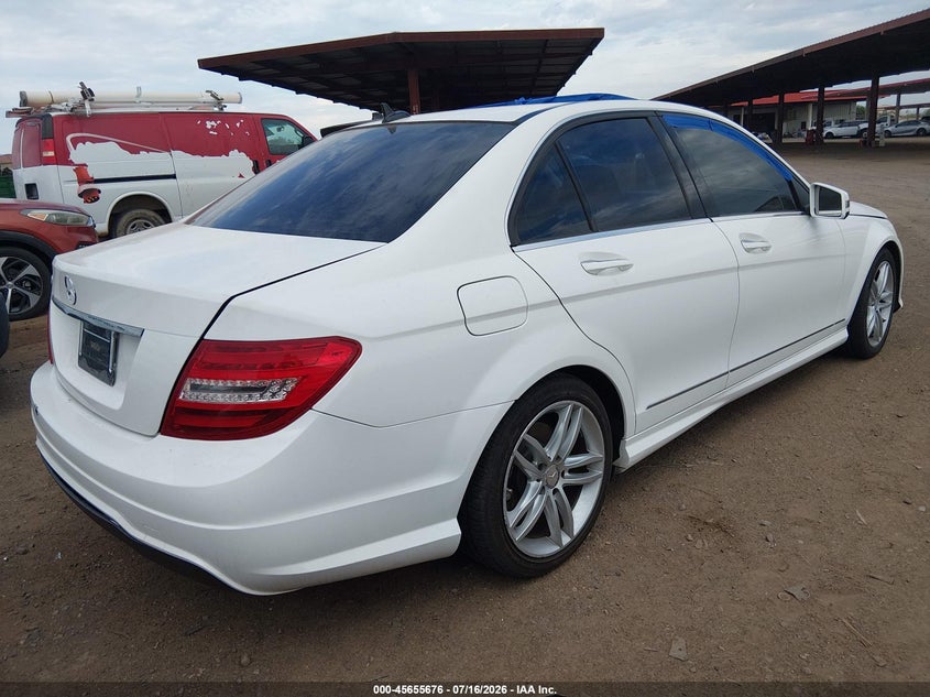 2014 MERCEDES-BENZ C 250 auction photo 4