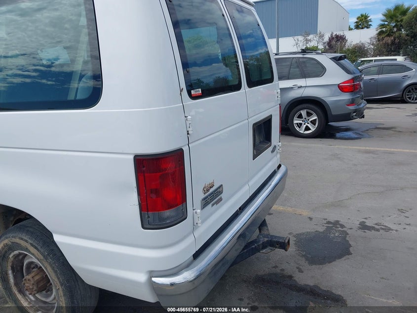 2008 FORD E-350 SUPER DUTY auction photo 6