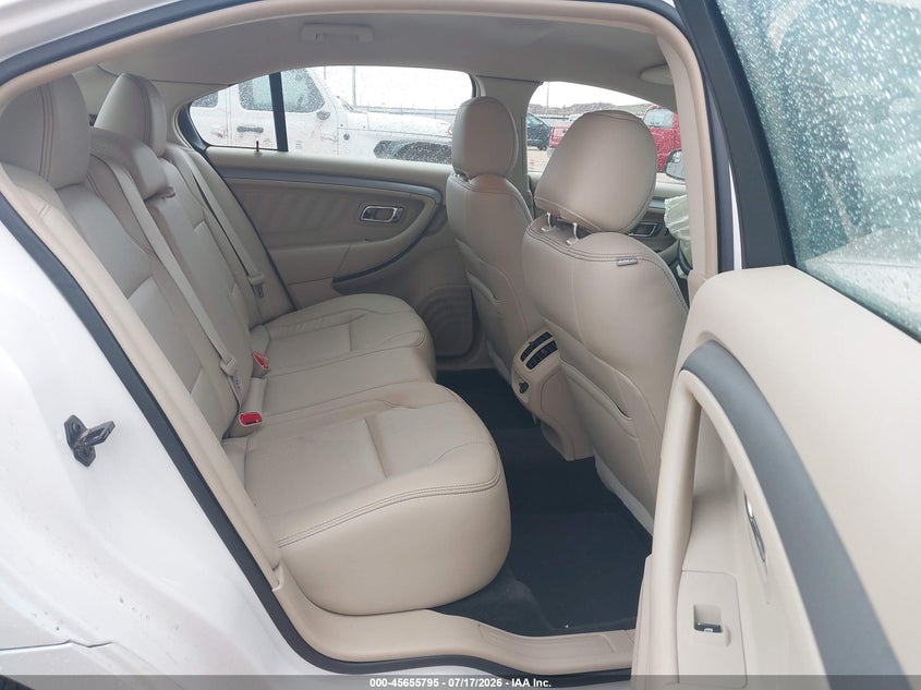 2015 FORD TAURUS auction photo 8