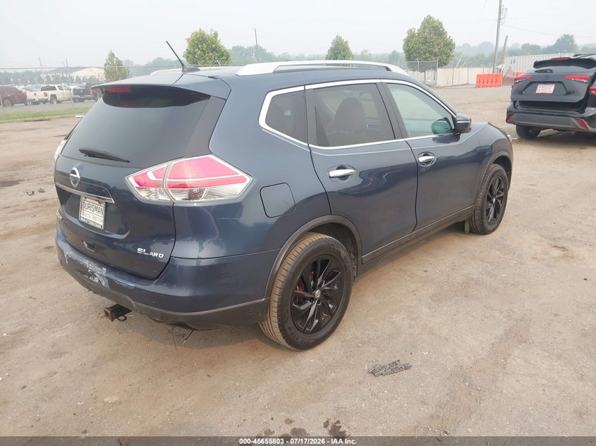 2015 NISSAN ROGUE auction photo 4