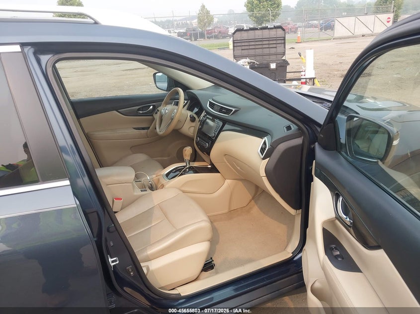 2015 NISSAN ROGUE auction photo 5