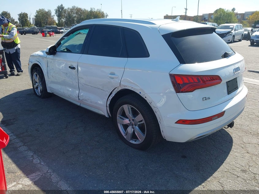 Vin: wa1anafy6j2010086, lot: 46154362, audi q5 2.0t premium/2.0t tech premium 20183