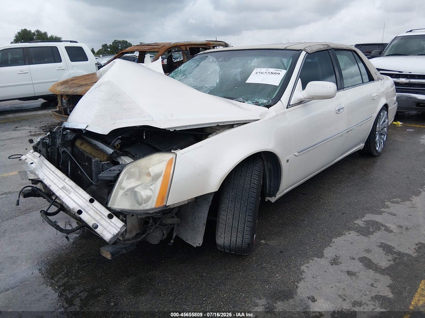 2009 CADILLAC DTS auction photo 2