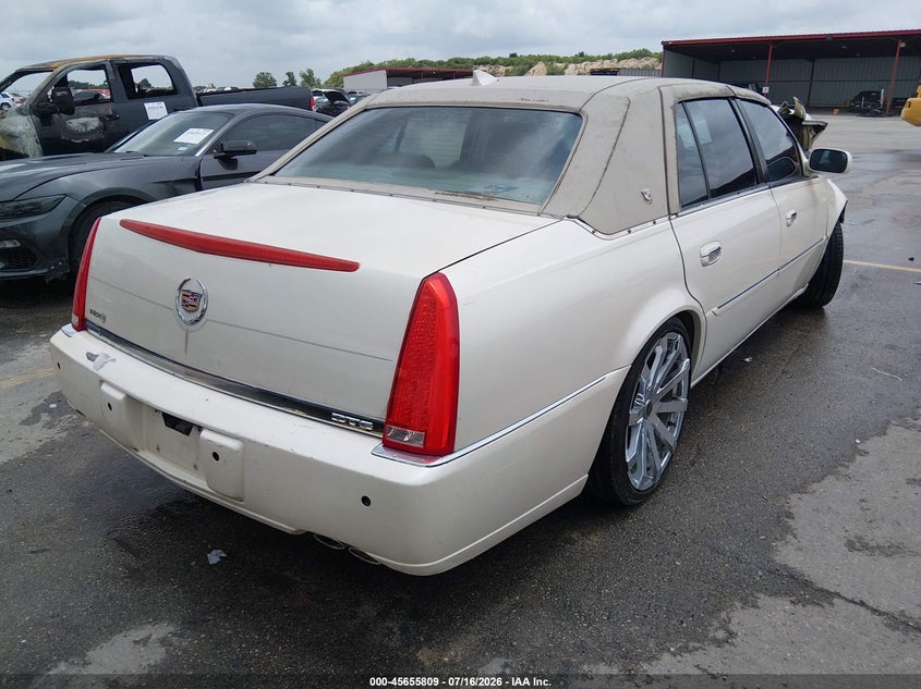 2009 CADILLAC DTS auction photo 4