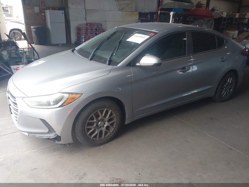 2017 HYUNDAI ELANTRA auction photo 2