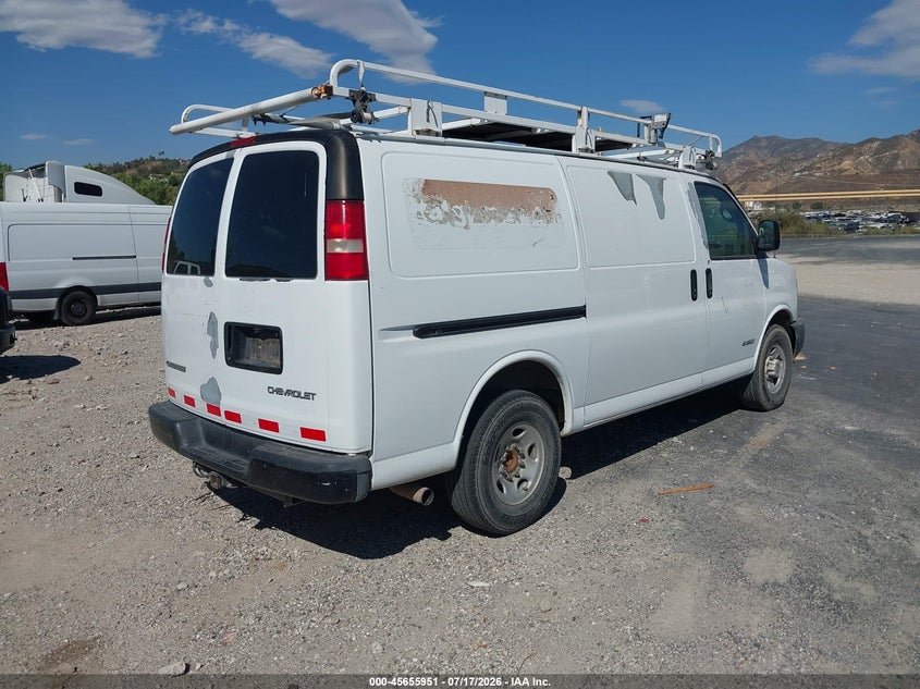 2005 CHEVROLET EXPRESS auction photo 4