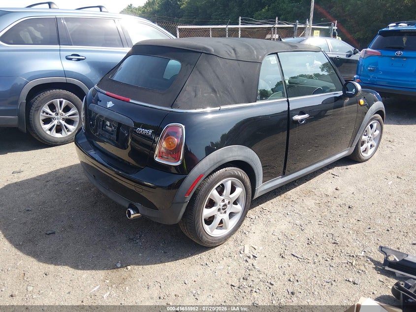 2010 MINI COOPER auction photo 4