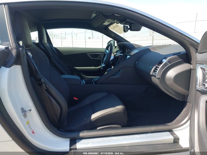 2024 JAGUAR F-TYPE auction photo 5