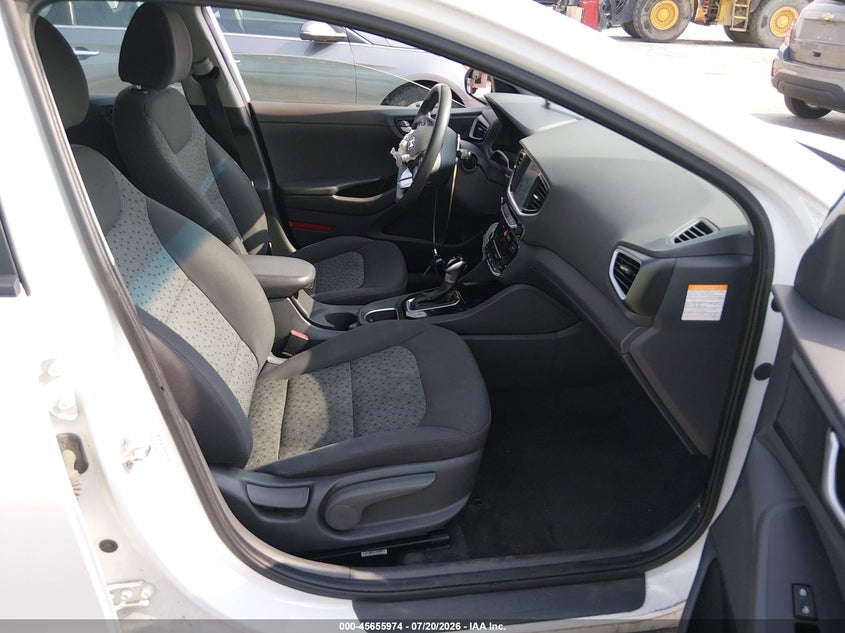 2017 Hyundai Ioniq Hybrid Blue VIN: KMHC65LC3HU023304 Lot: 45655974