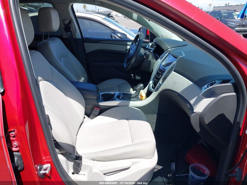 2016 CADILLAC SRX auction photo 5