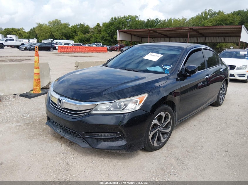 2017 HONDA ACCORD auction photo 2