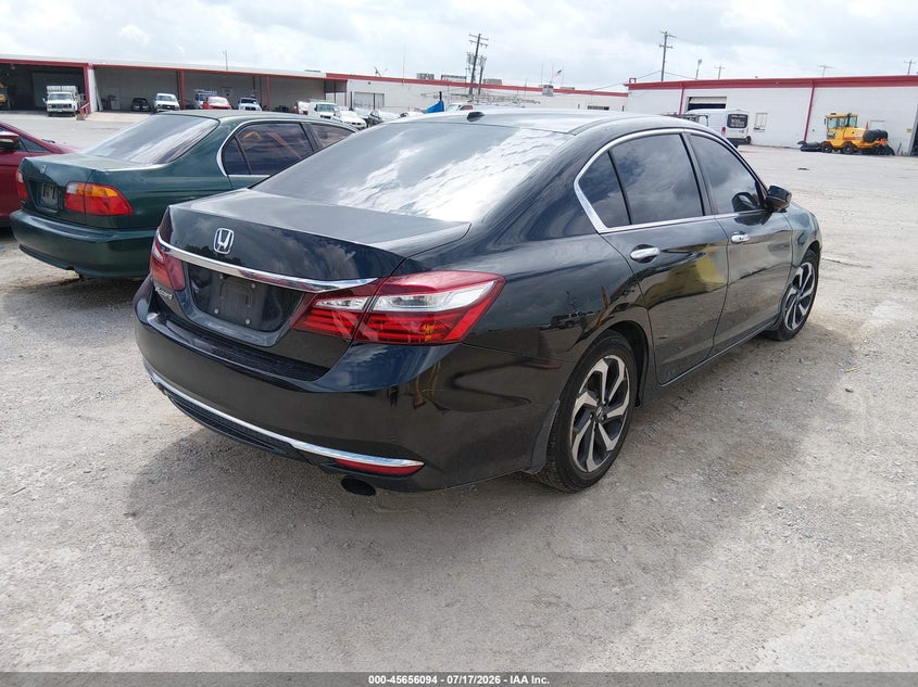 2017 HONDA ACCORD auction photo 4