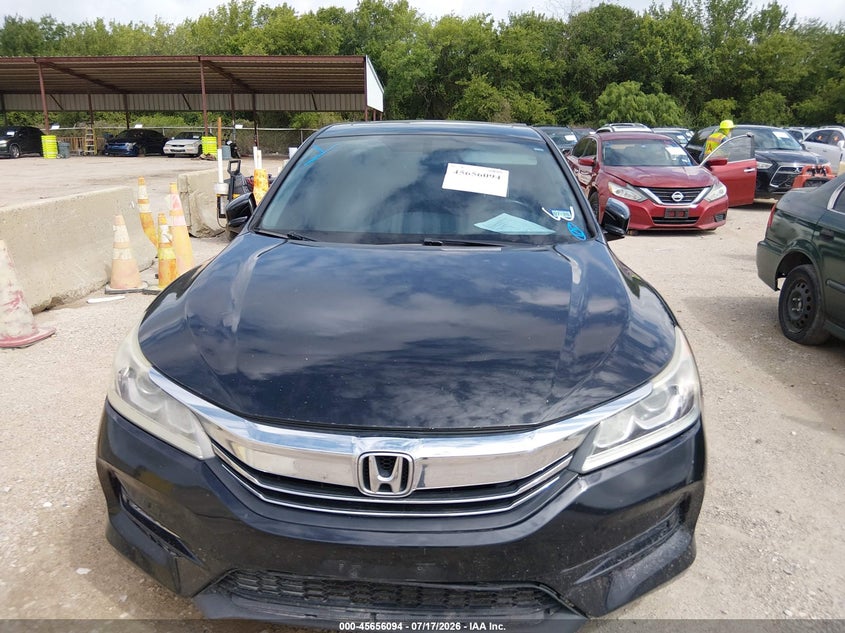 2017 HONDA ACCORD auction photo 6
