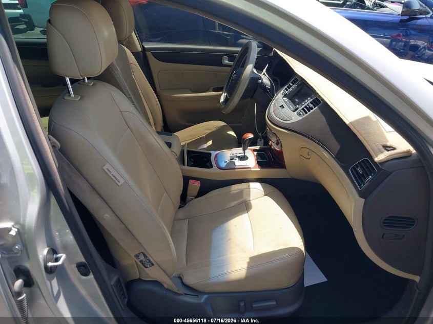 2012 Hyundai Genesis 3.8 VIN: KMHGC4DD7CU202093 Lot: 45656118