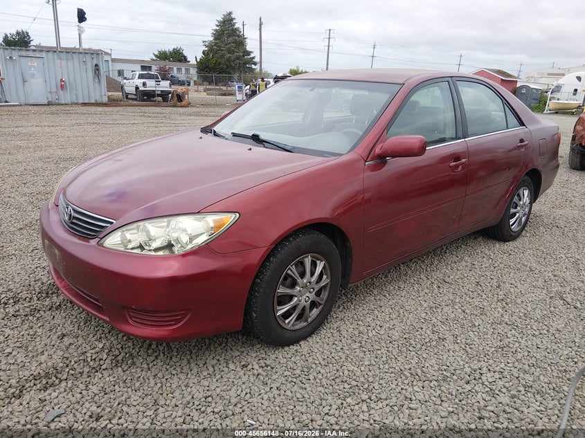 2005 Toyota Camry Le 4T1BE32K95U070683 photo 1