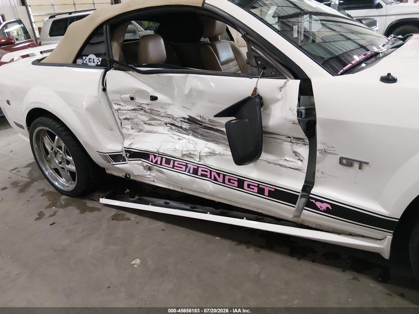 2008 FORD MUSTANG auction photo 6