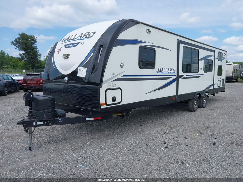 2020 HEARTLAND 36' BUMPER PULL auction photo 2