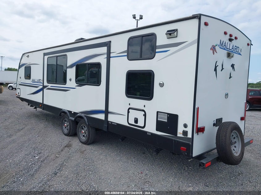2020 HEARTLAND 36' BUMPER PULL auction photo 3