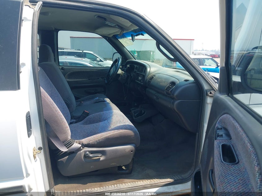 2002 DODGE RAM 2500 auction photo 5