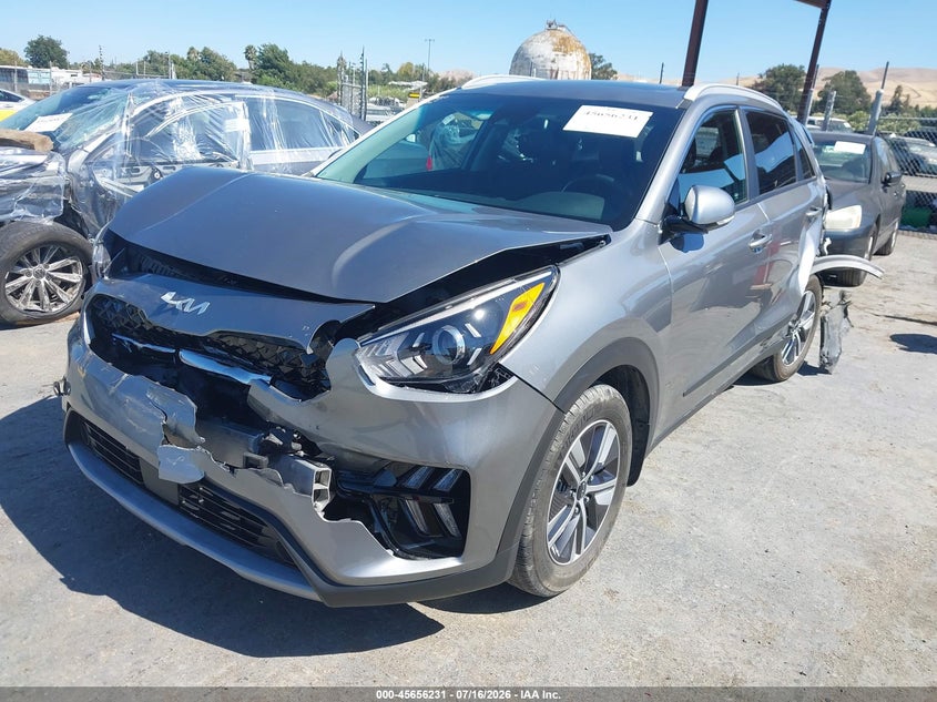 Vin: kndce3lc4n5490782, lot: 46154786, kia niro ex premium 20222