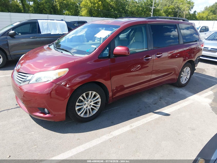 2012 Toyota Sienna, Удар сзади, IAAI, VIN 5TDYK3DC2CS253034 — фото 2