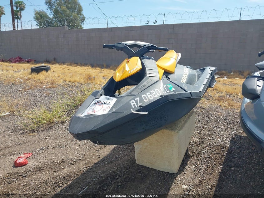 2019 SEADOO SPARK auction photo 2