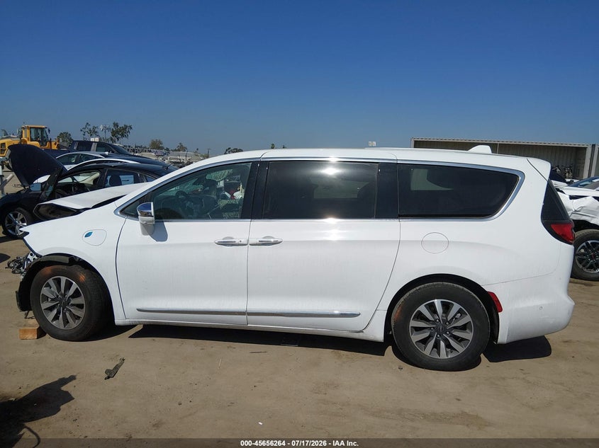 CHRYSLER PACIFICA HYBRID - zdjęcie 14