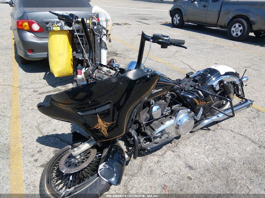 2014 HARLEY-DAVIDSON FLHX auction photo 2