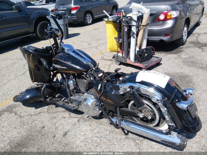 2014 HARLEY-DAVIDSON FLHX auction photo 3
