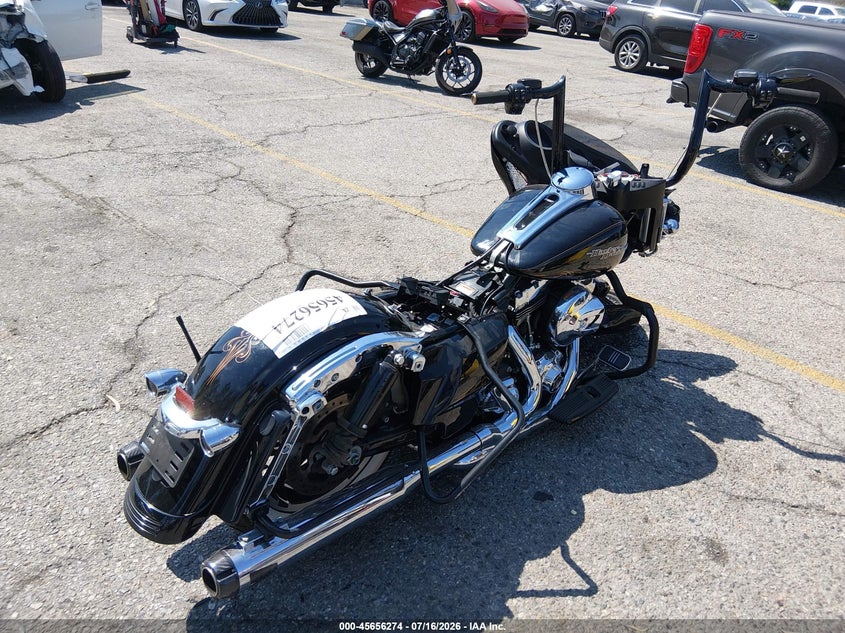 2014 HARLEY-DAVIDSON FLHX auction photo 4