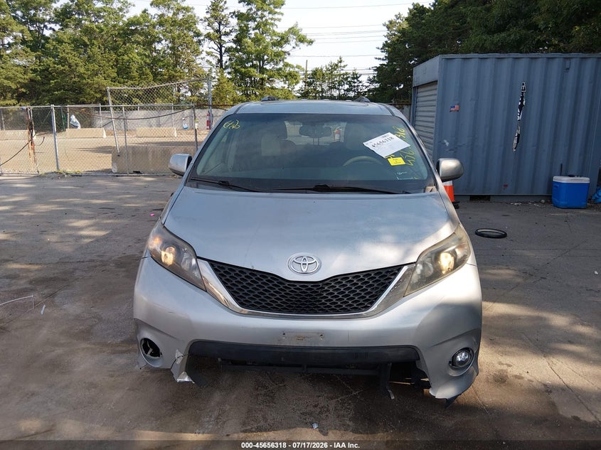 2012 Toyota Sienna Se 8 Passenger VIN: 5TDXK3DC9CS200584 Lot: 45656318